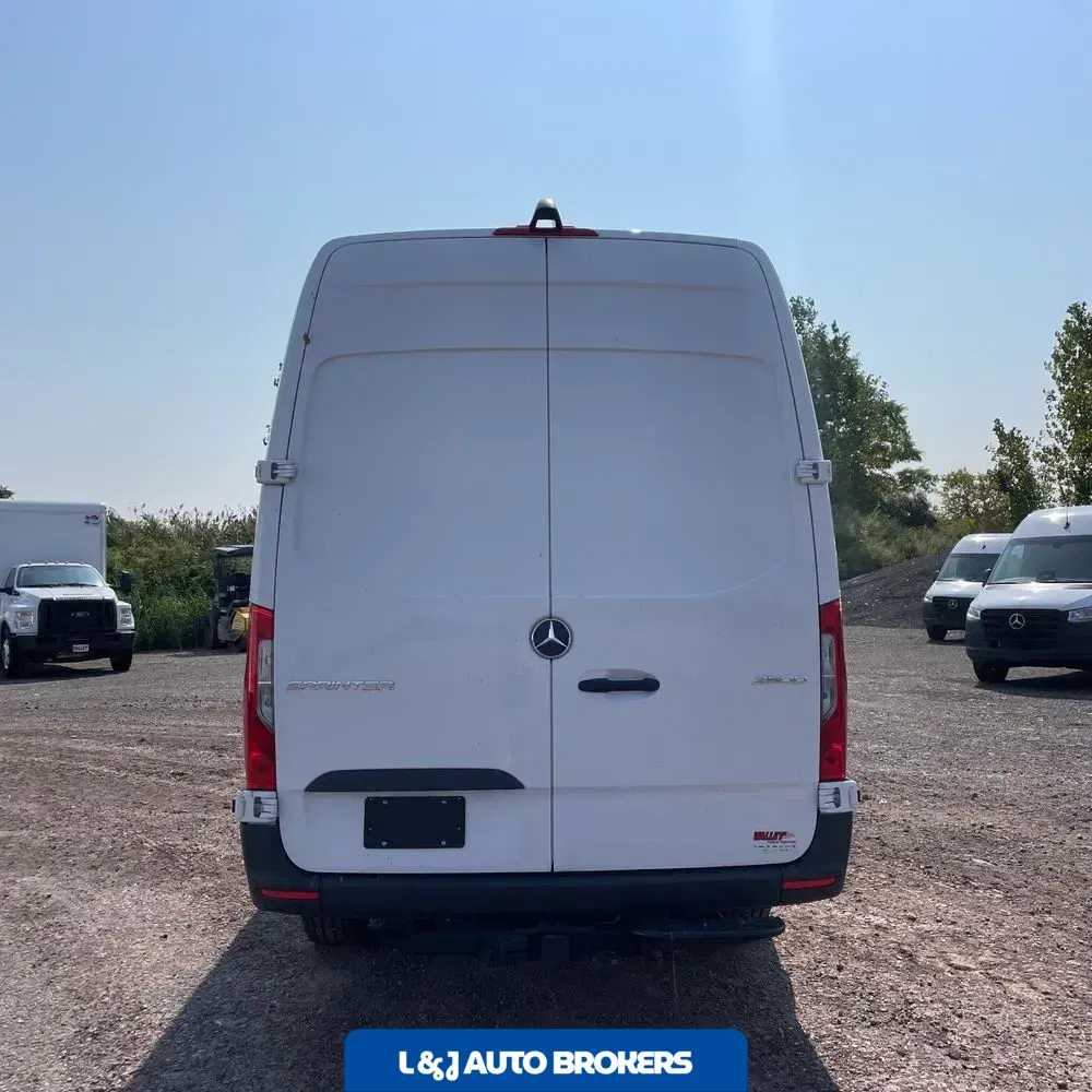 2025 Mercedes-Benz Sprinter 2500