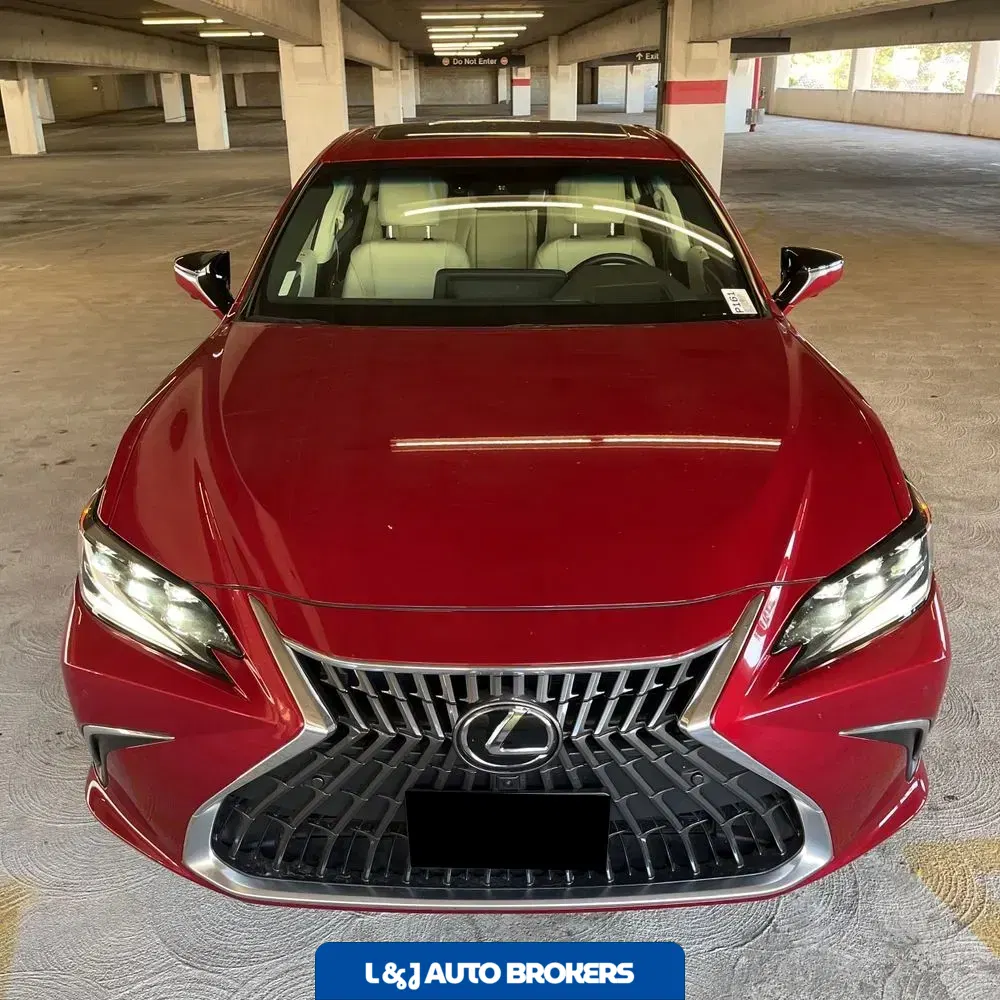 2024 Lexus ES 300h Luxury