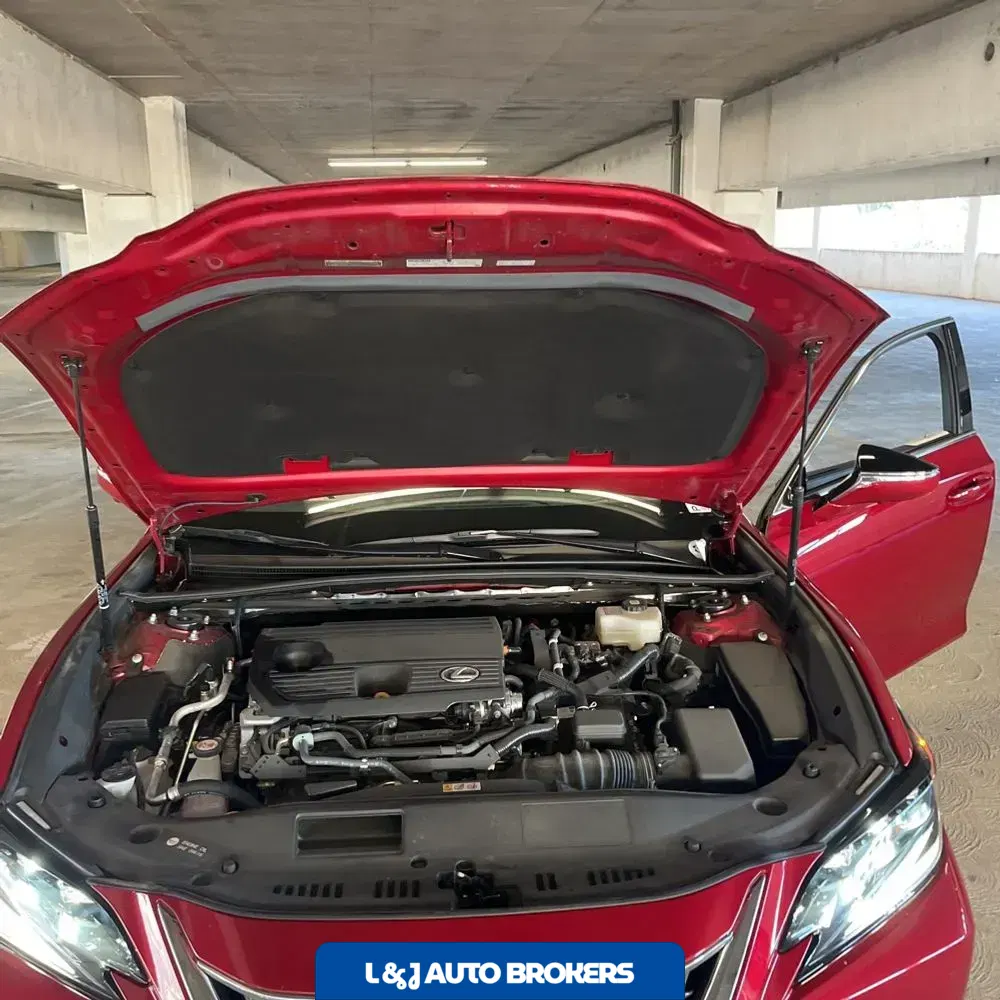 2024 Lexus ES 300h Luxury