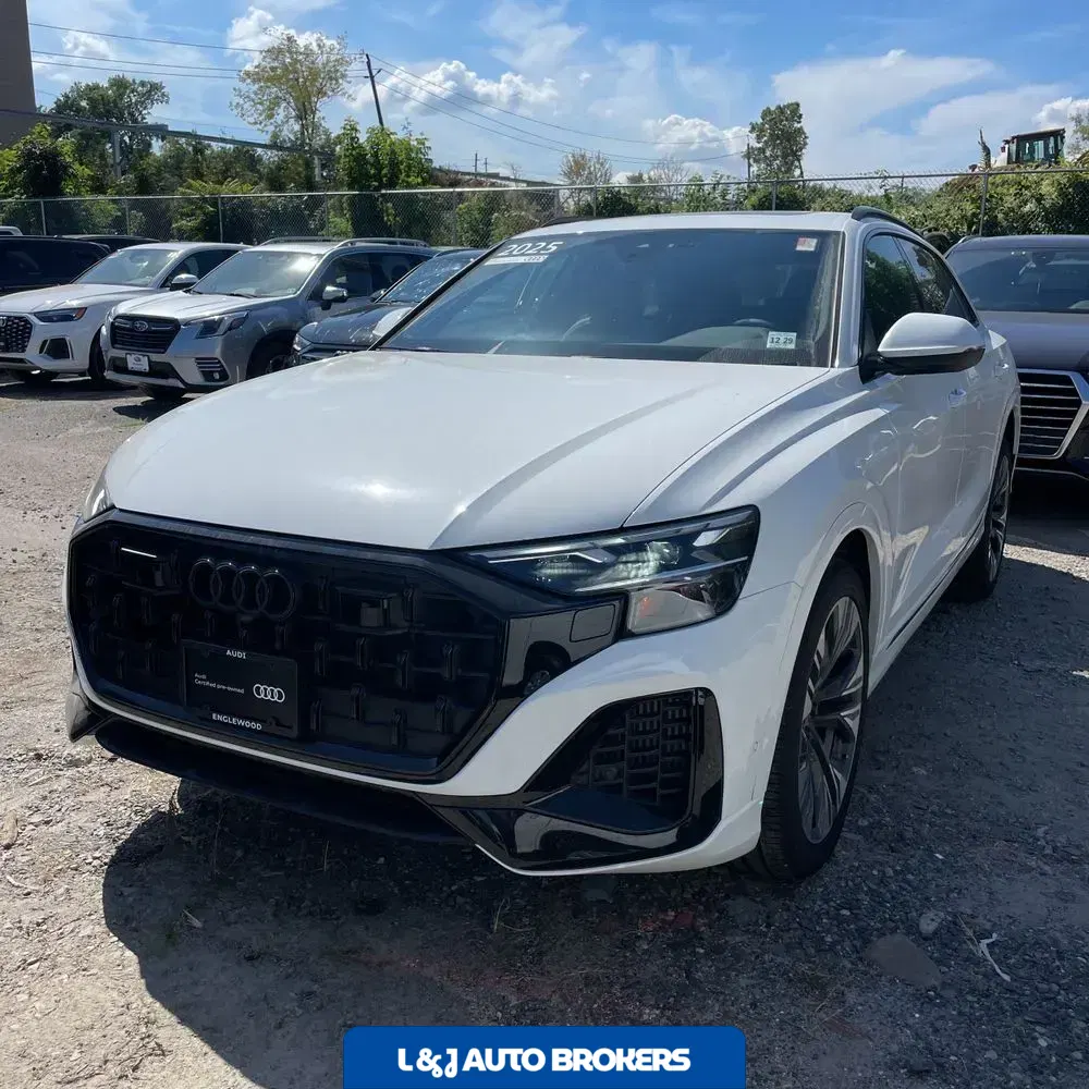 2025 Audi Q8 Premium 55