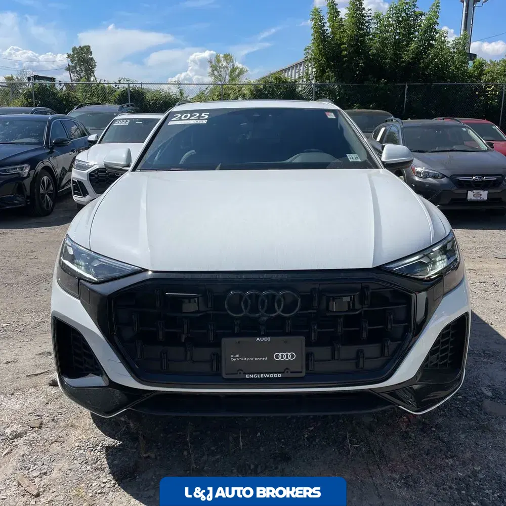 2025 Audi Q8 Premium 55