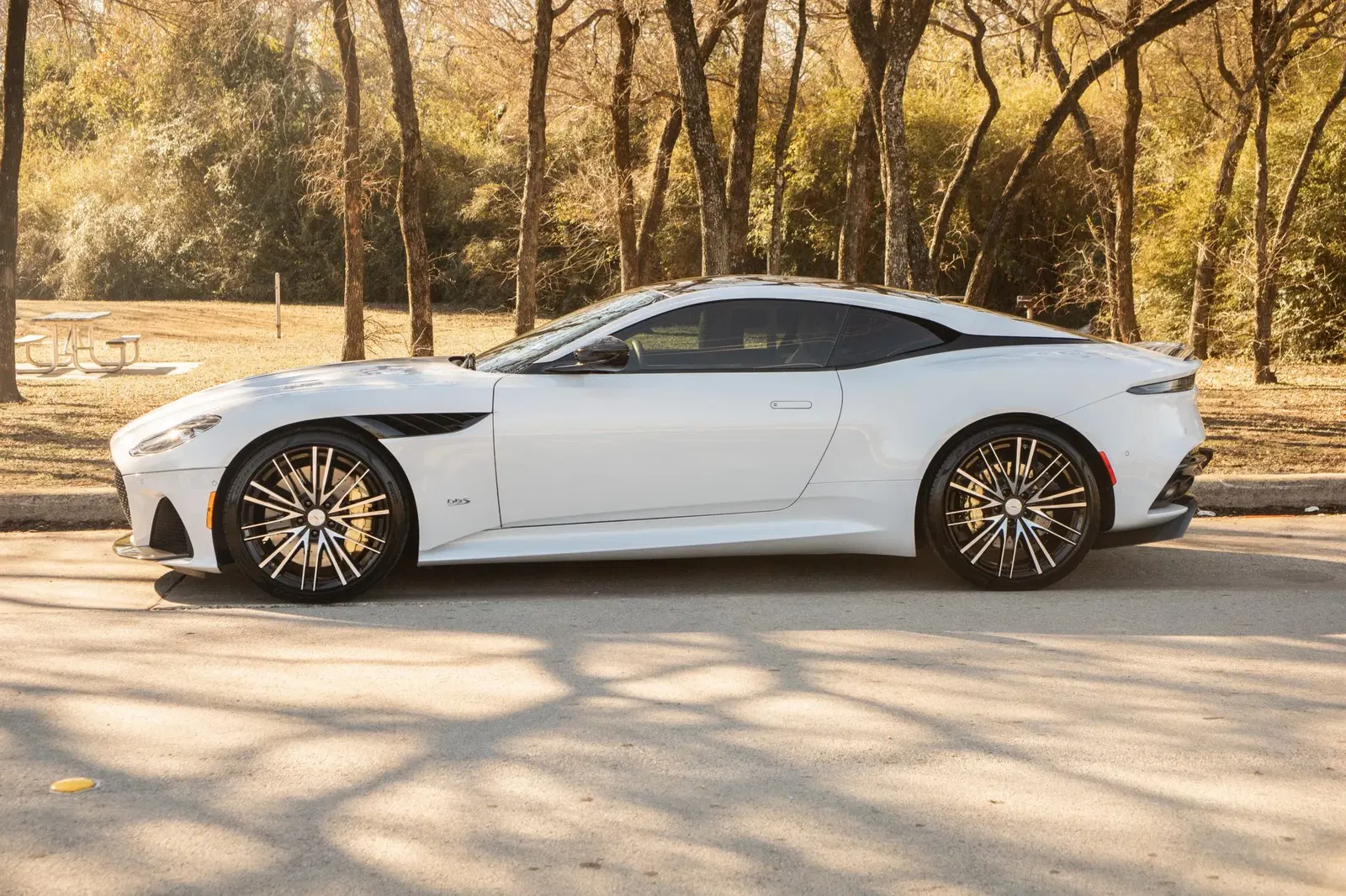 2020 Aston Martin DBS Superleggera