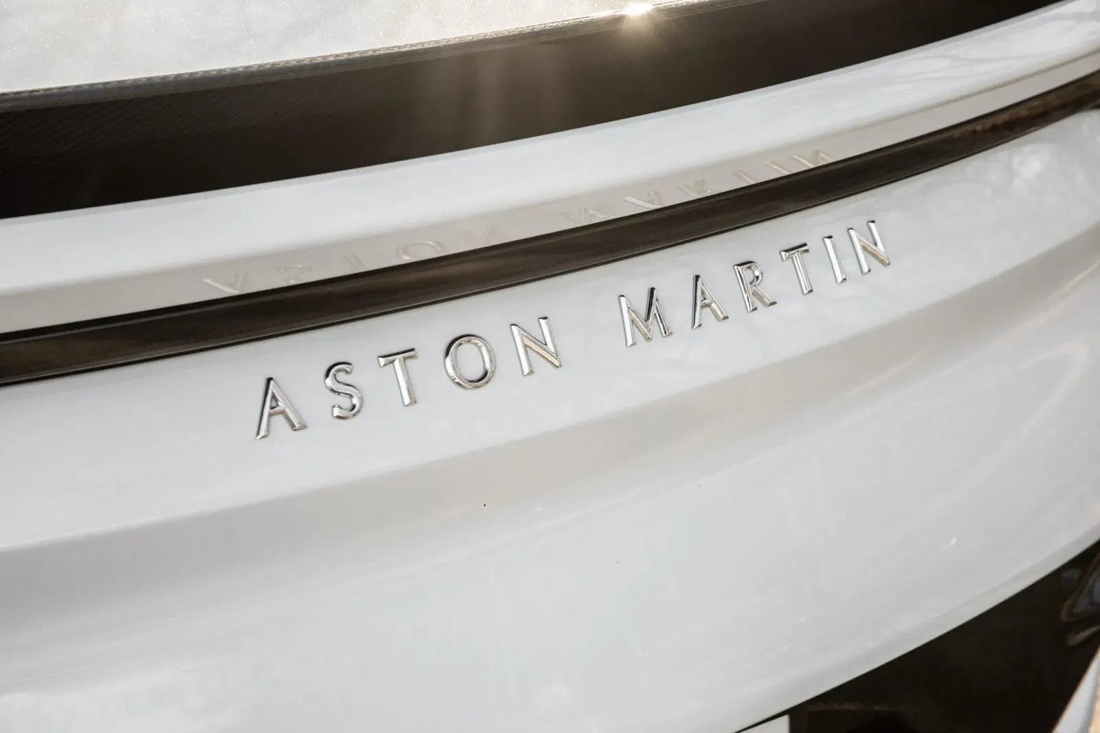 2020 Aston Martin DBS Superleggera