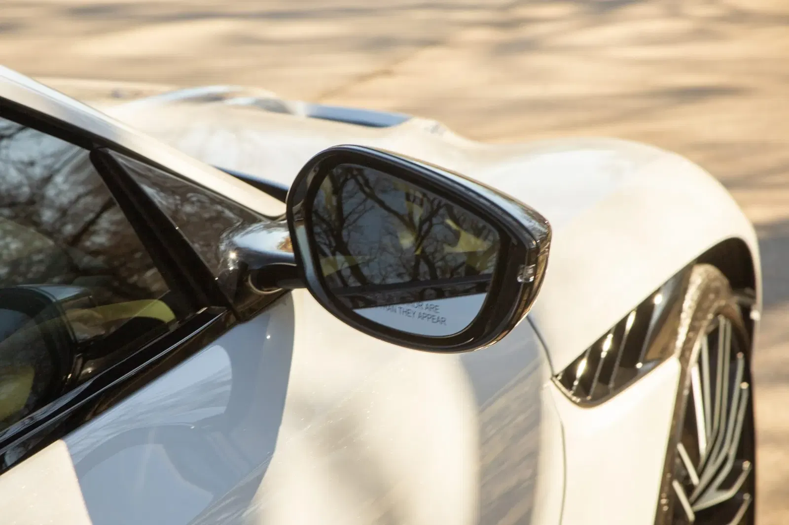 2020 Aston Martin DBS Superleggera