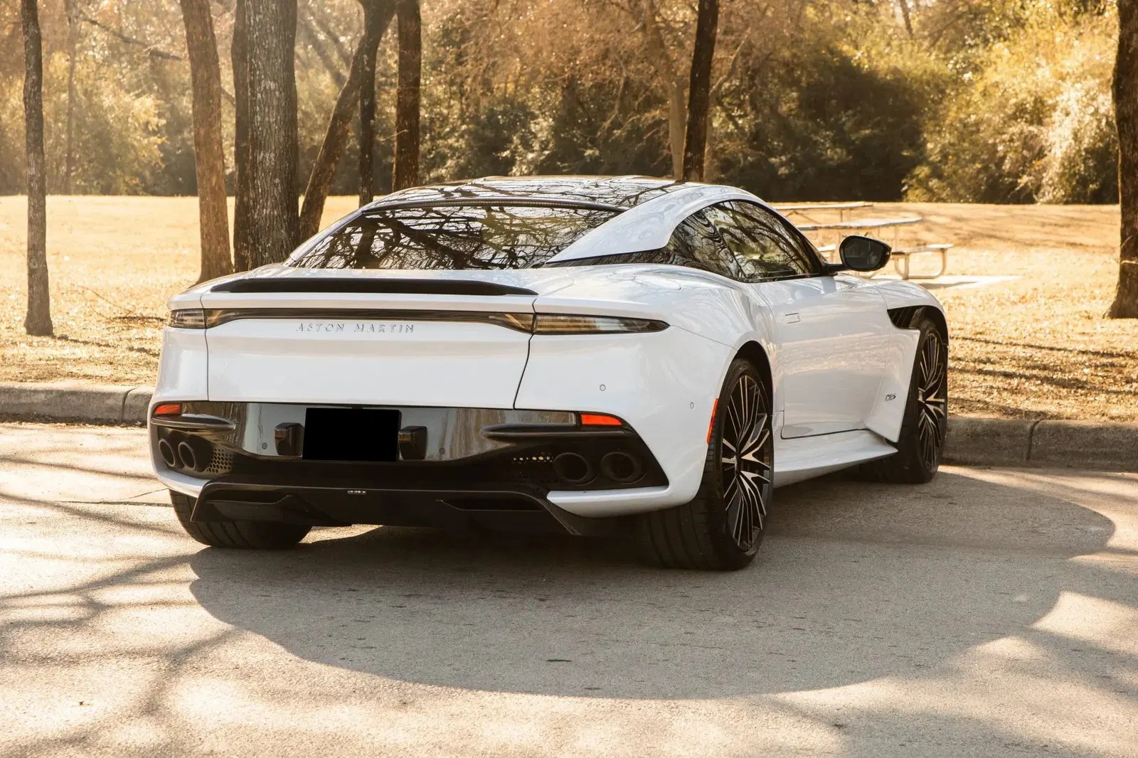 2020 Aston Martin DBS Superleggera