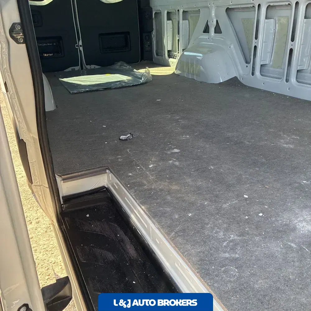 2023 Mercedes-Benz Sprinter 2500