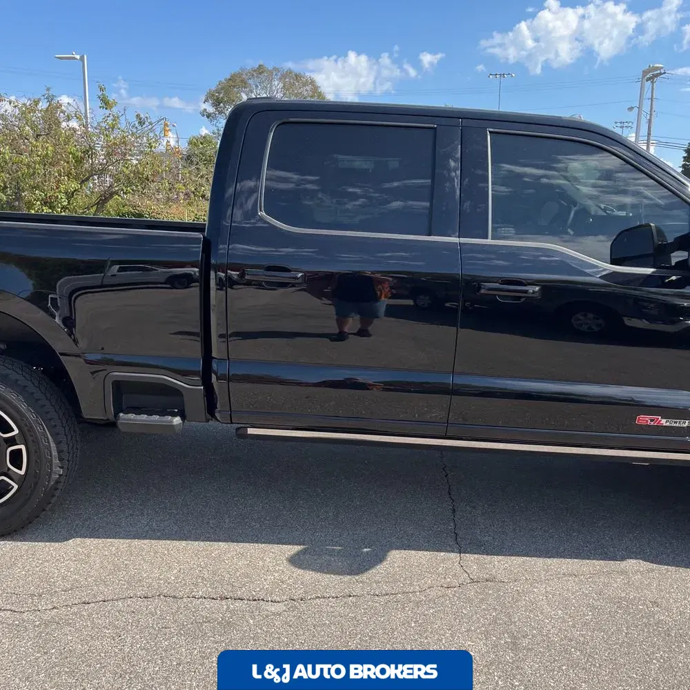 2025 Ford F-350 Super Duty Platinum