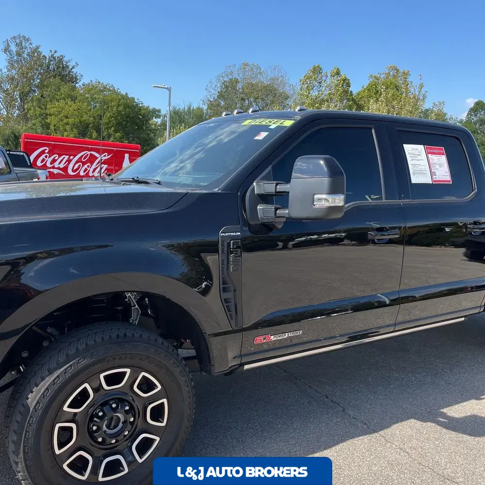 2025 Ford F-350 Super Duty Platinum