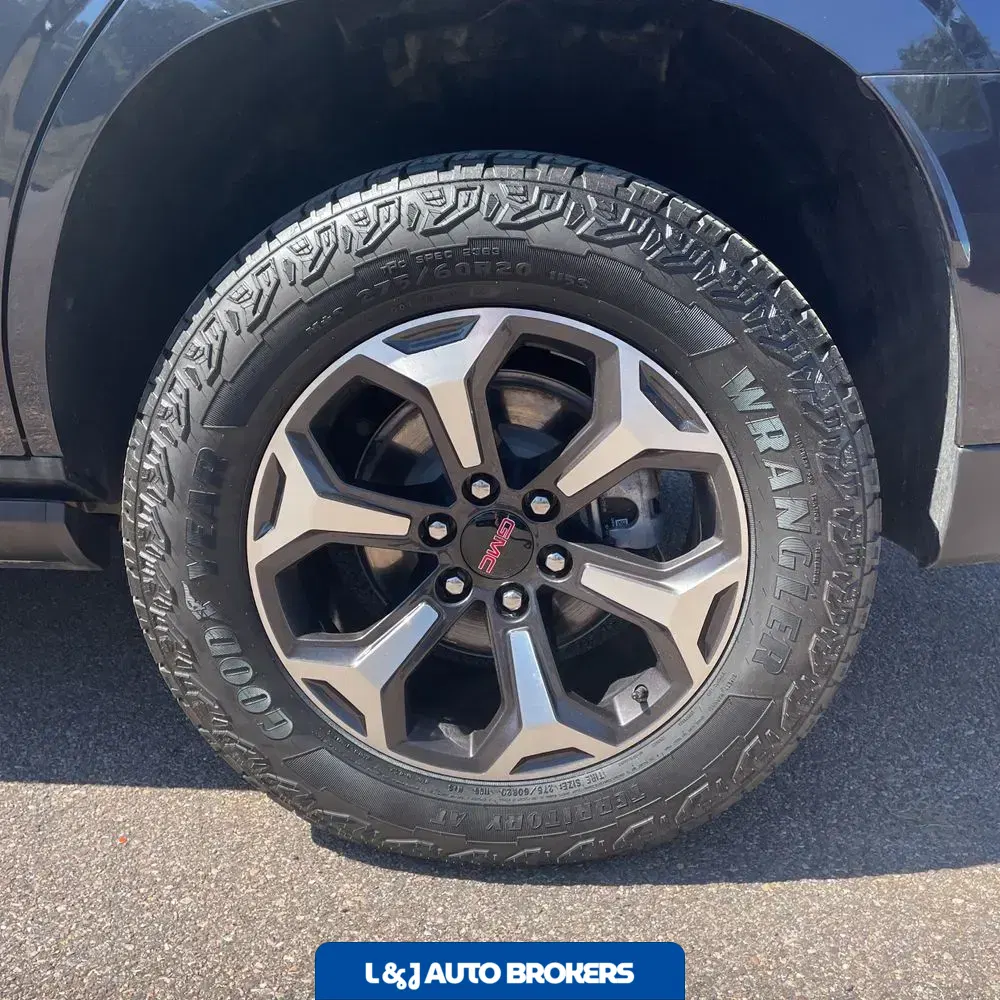 2025 GMC Yukon AT4 Ultimate
