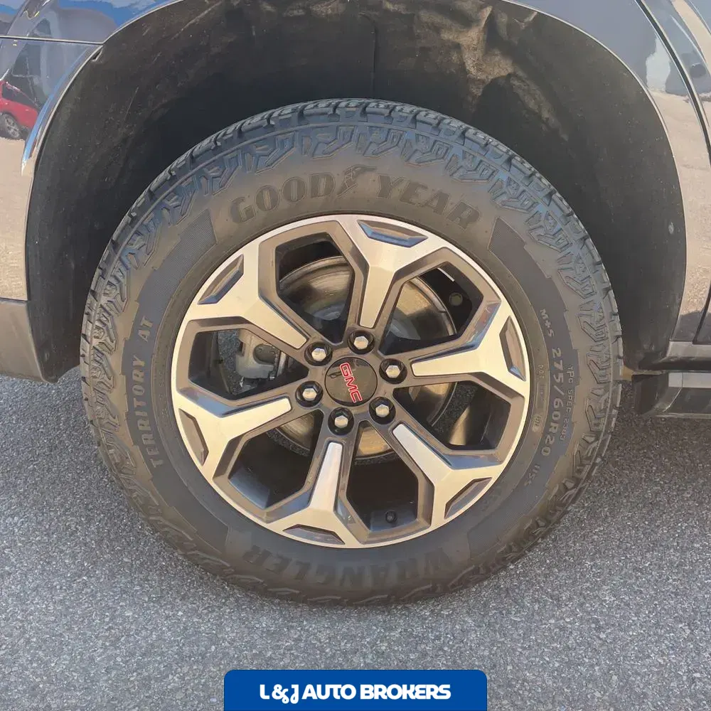 2025 GMC Yukon AT4 Ultimate