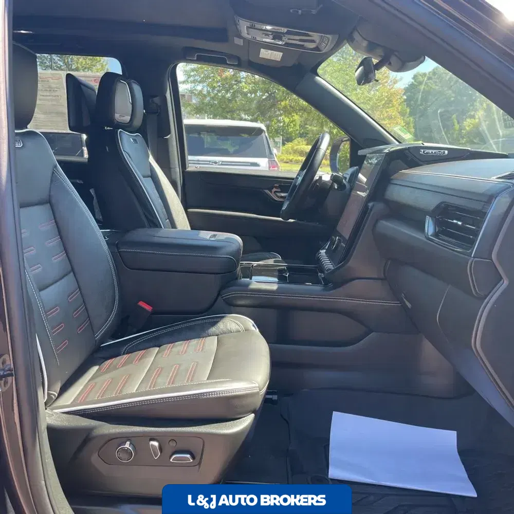 2025 GMC Yukon AT4 Ultimate