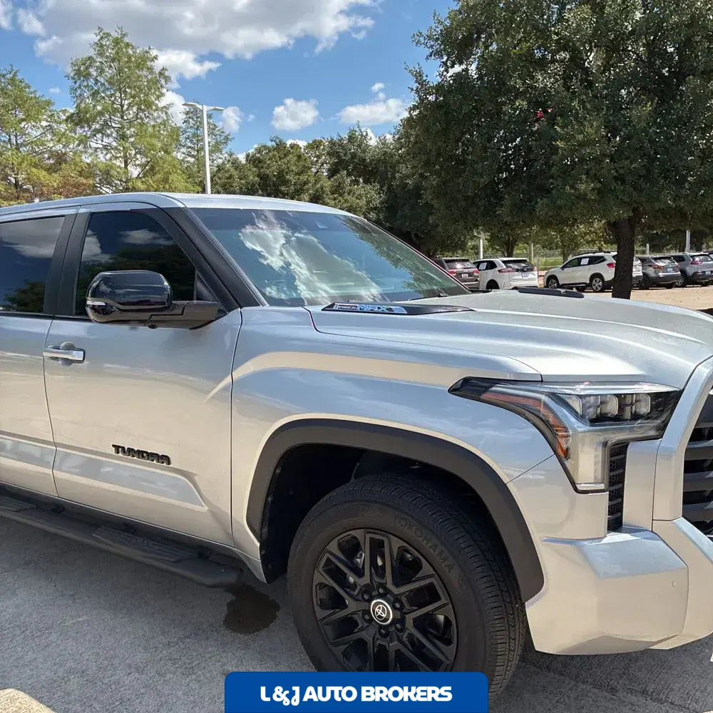 2024 Toyota Tundra Limited HV