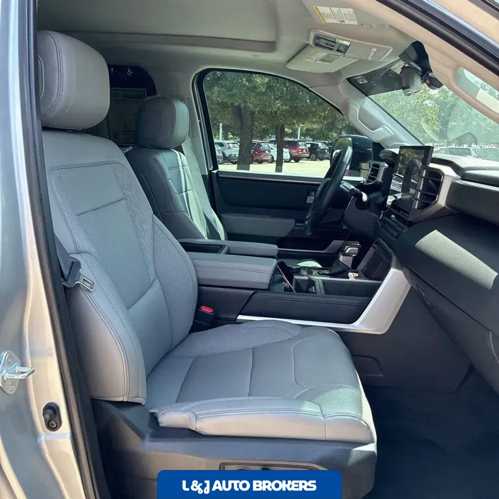 2024 Toyota Tundra Limited HV