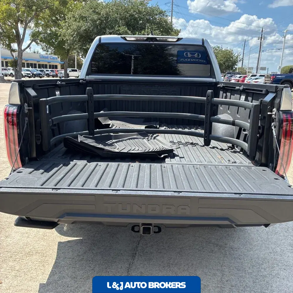 2024 Toyota Tundra Limited HV