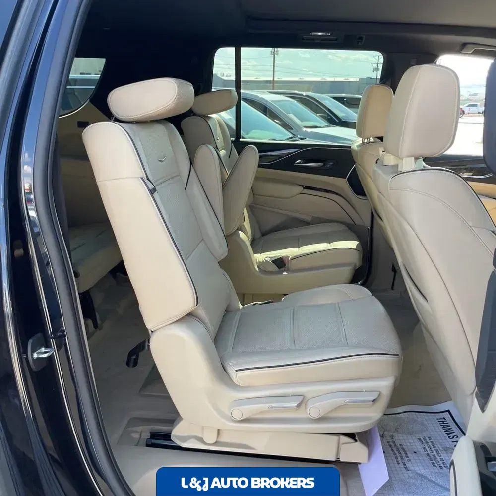 2022 Cadillac Escalade Premium Luxury