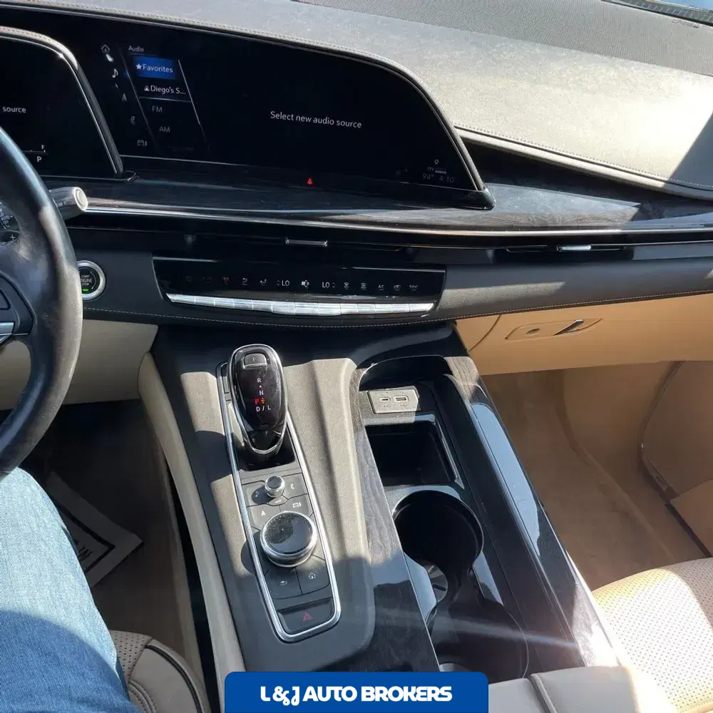 2022 Cadillac Escalade Premium Luxury