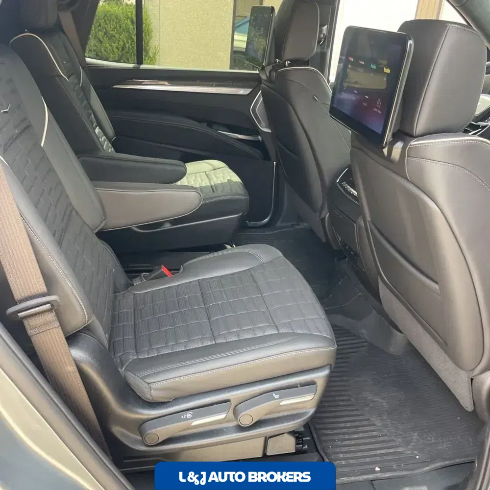 2025 Cadillac Escalade-V Base