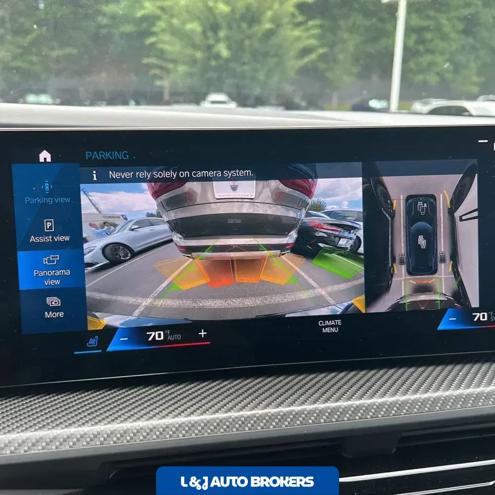 2023 BMW XM Base