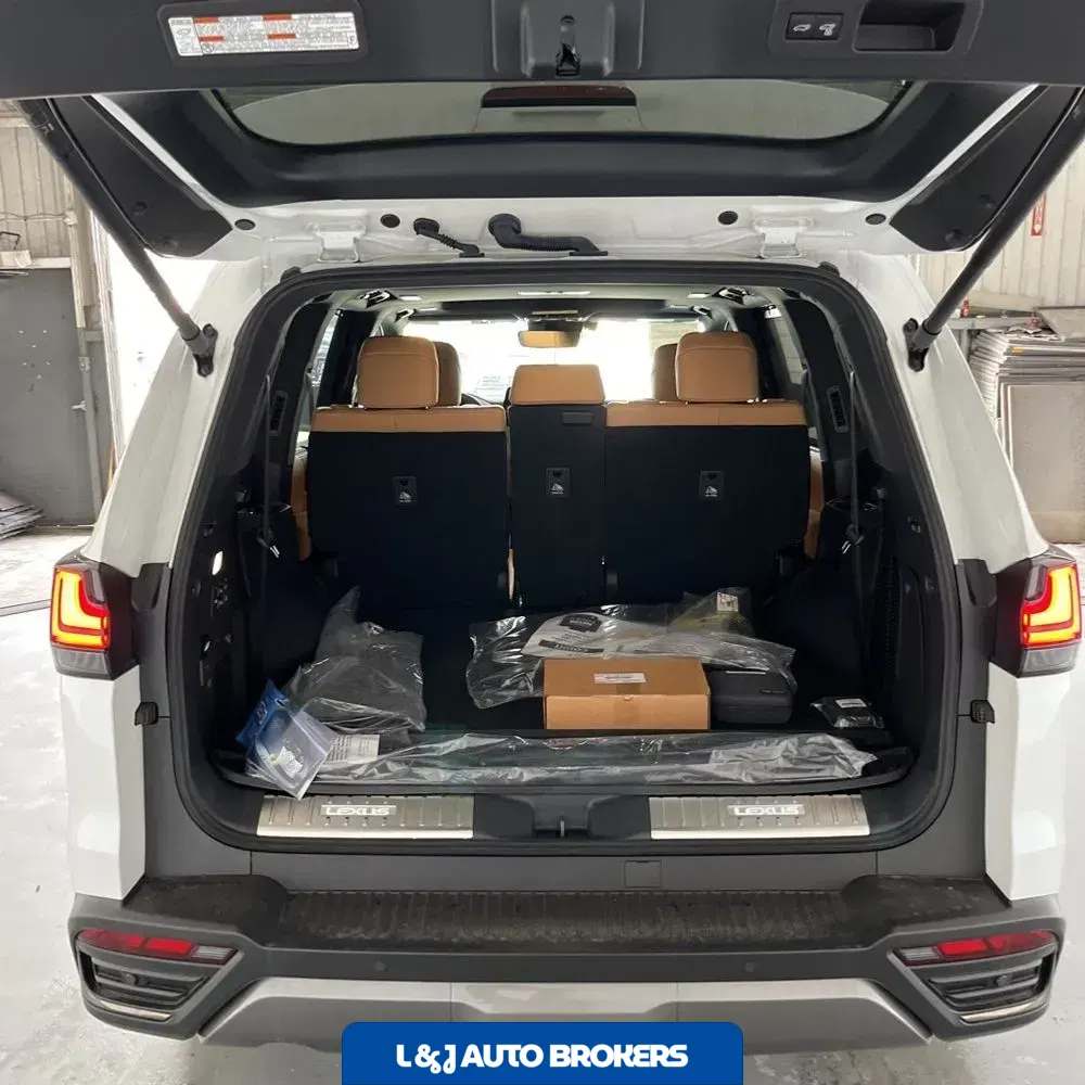 2024 Lexus LX 600 Luxury