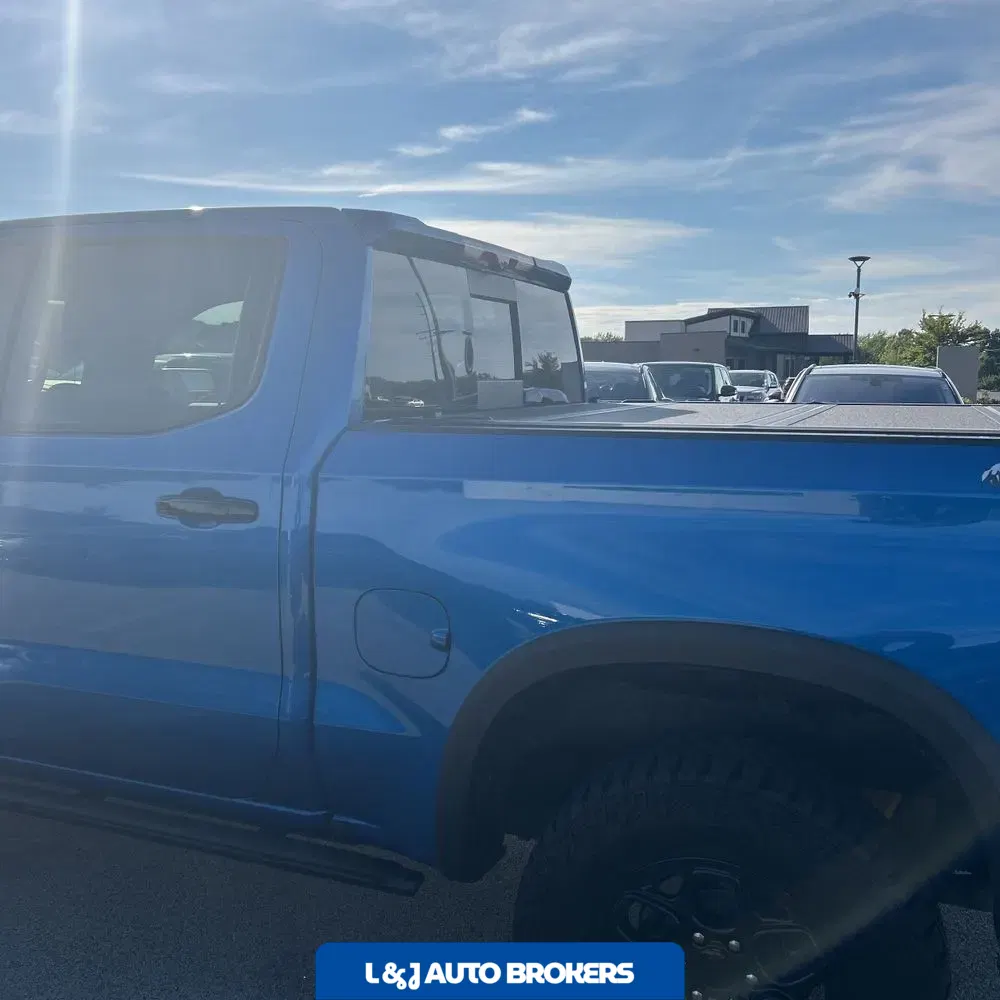 2024 Chevrolet Silverado 1500 ZR2