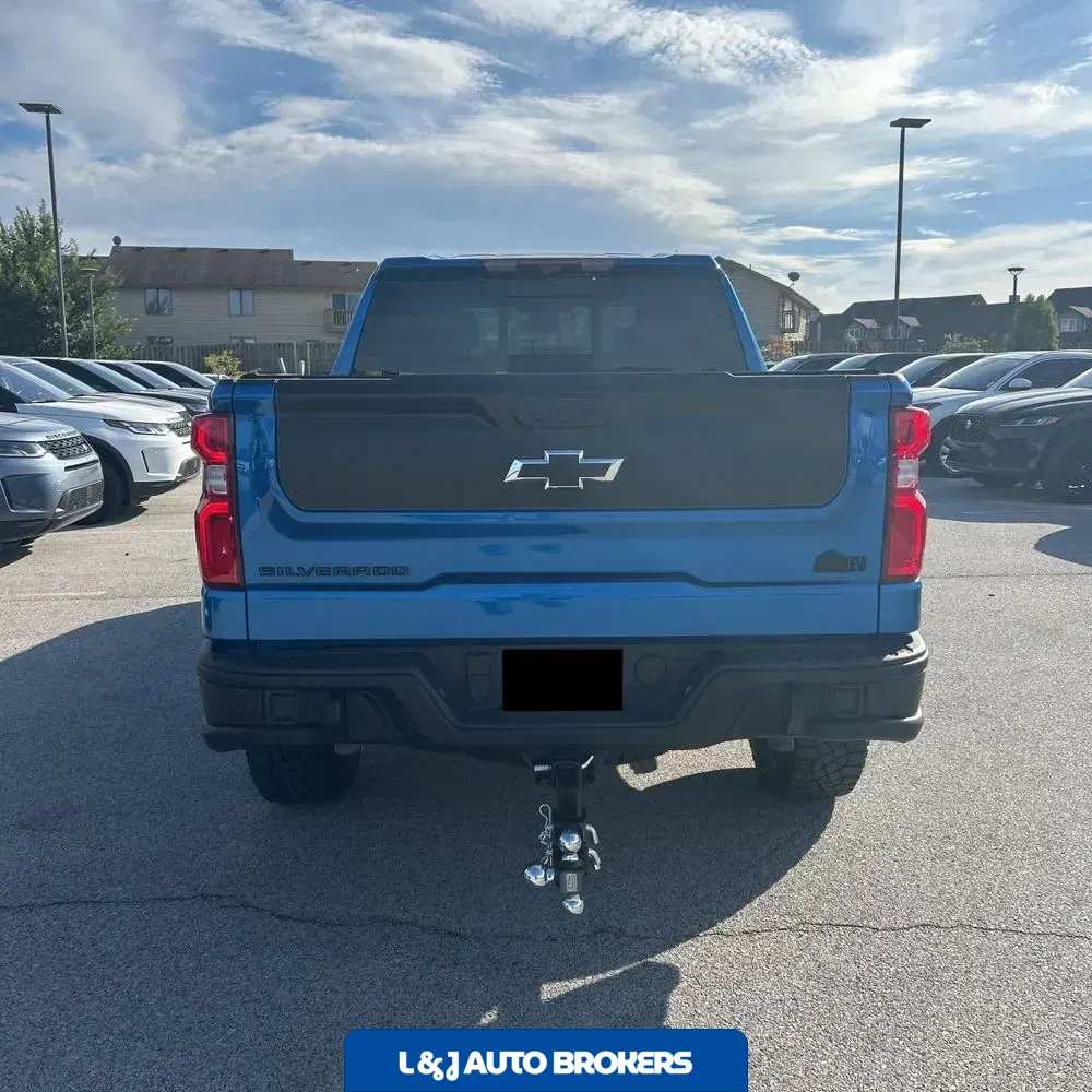 2024 Chevrolet Silverado 1500 ZR2