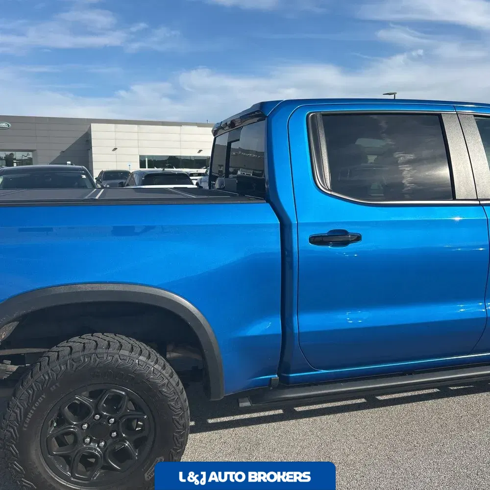 2024 Chevrolet Silverado 1500 ZR2