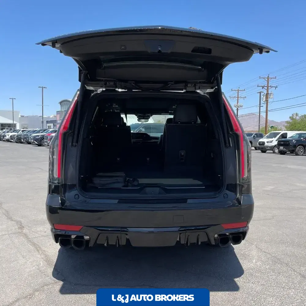 2023 Cadillac Escalade-V Base
