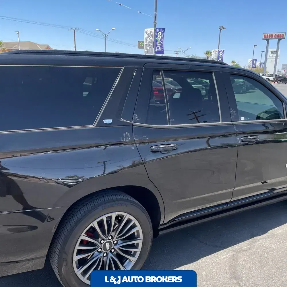 2023 Cadillac Escalade-V Base