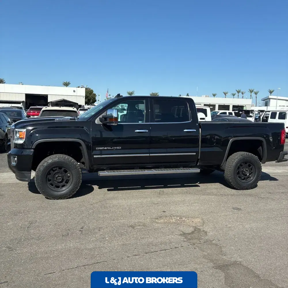 2019 GMC Sierra 2500HD Denali