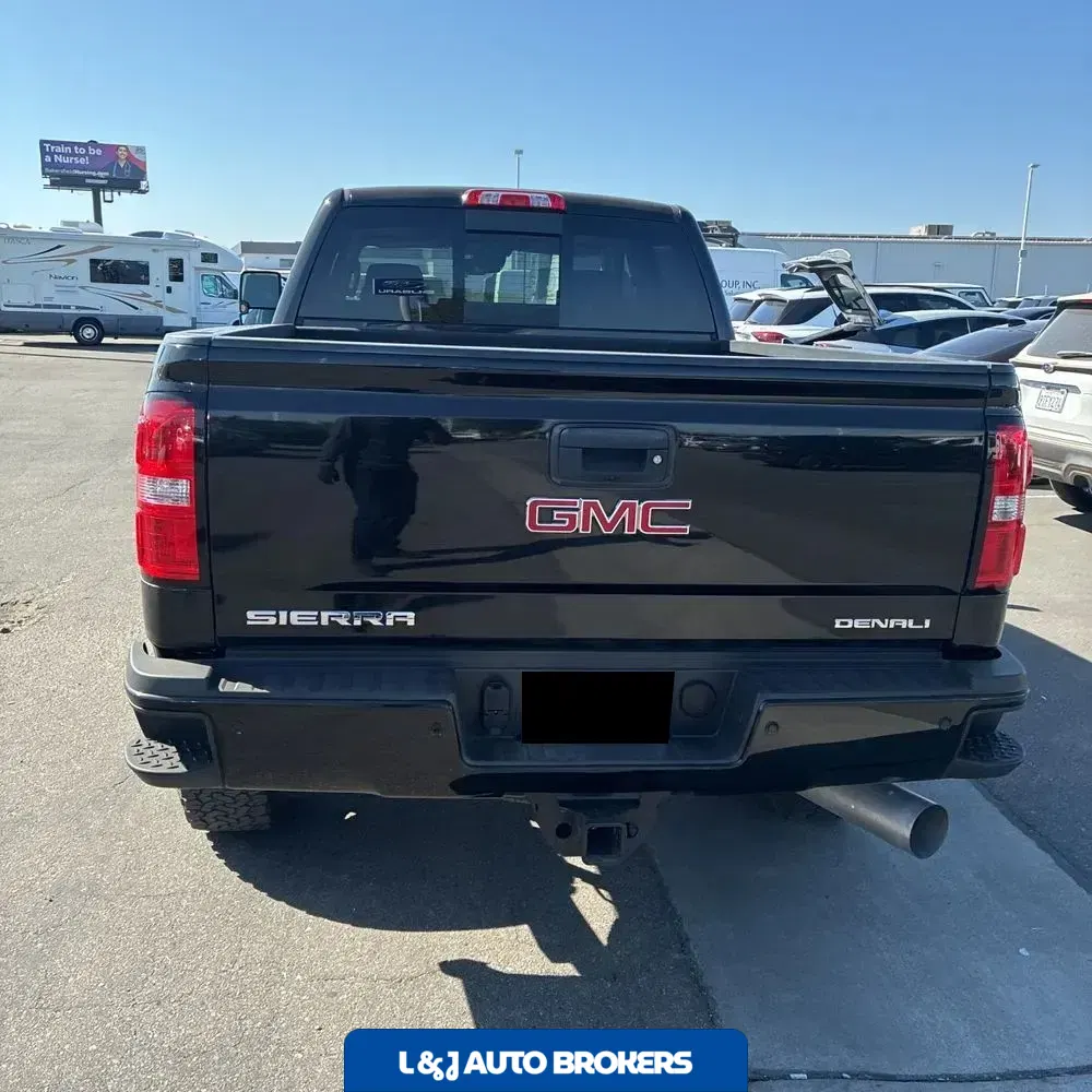 2019 GMC Sierra 2500HD Denali