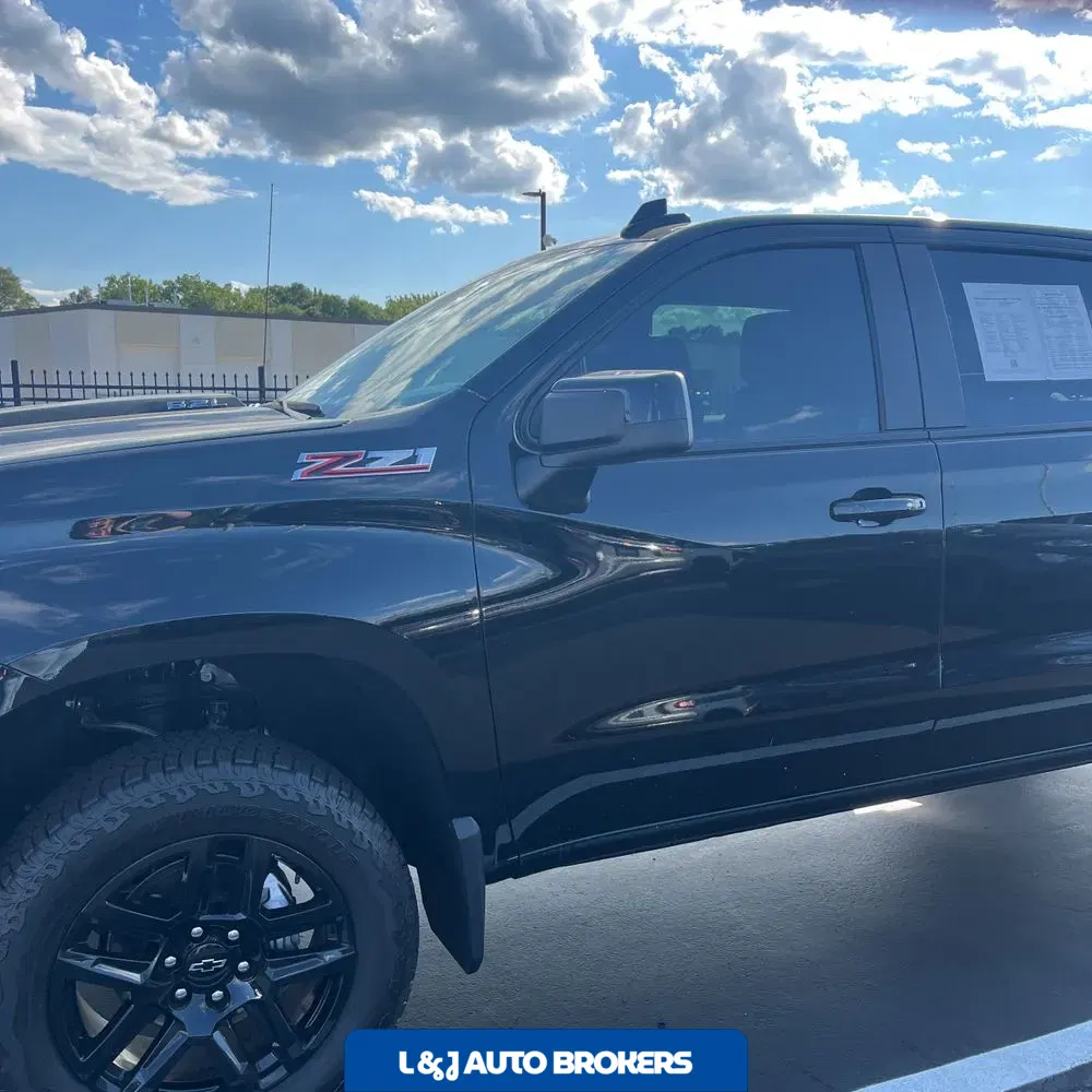 2025 Chevrolet Silverado 1500 LT Trail Boss