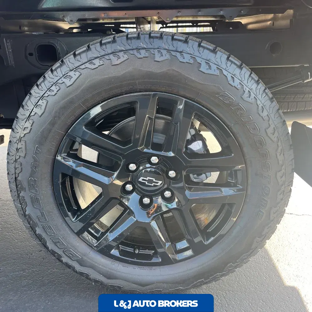 2025 Chevrolet Silverado 1500 LT Trail Boss