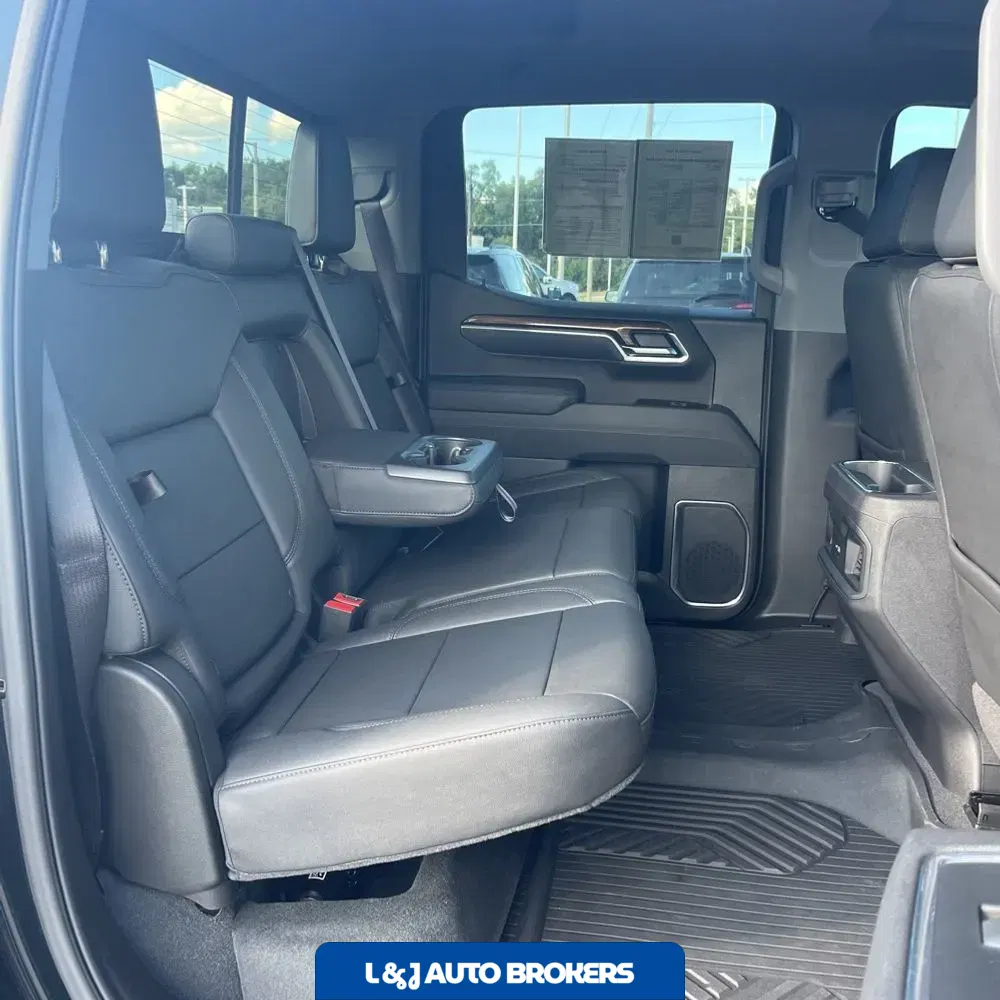 2025 Chevrolet Silverado 1500 LT Trail Boss
