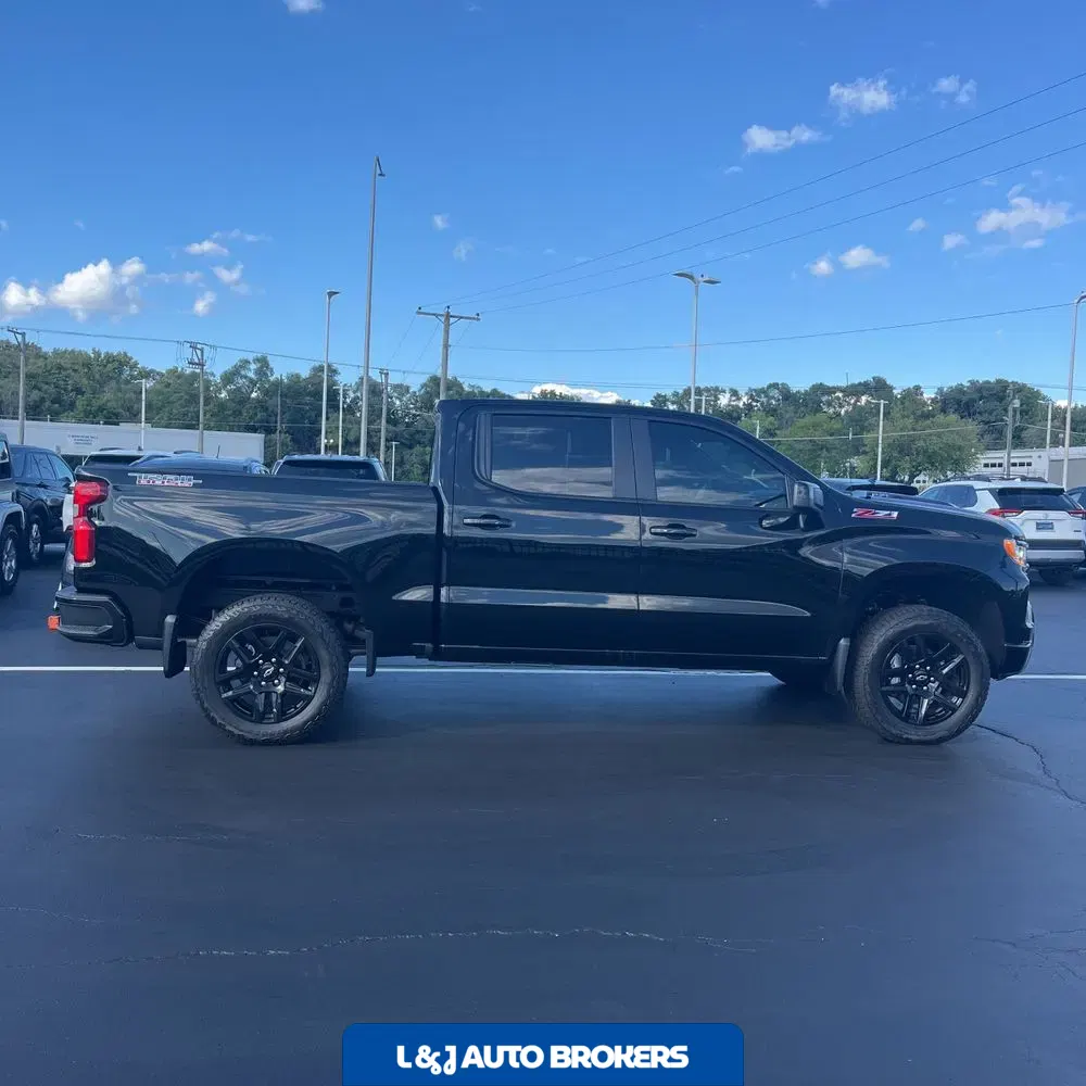 2025 Chevrolet Silverado 1500 LT Trail Boss
