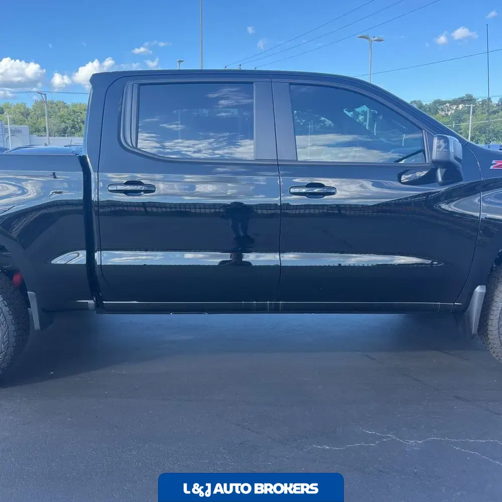 2025 Chevrolet Silverado 1500 LT Trail Boss