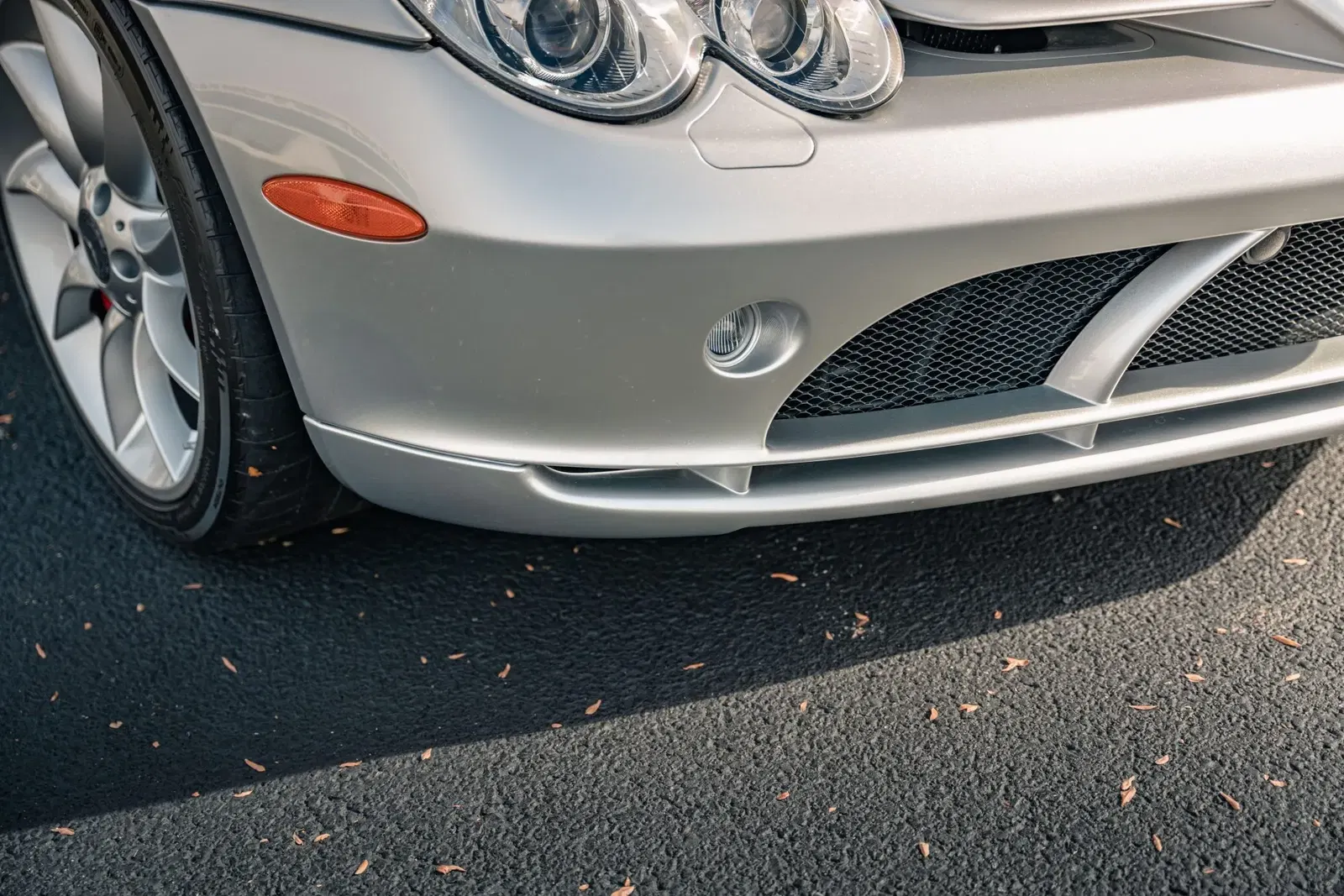 7k-Mile 2008 Mercedes-Benz SLR McLaren Roadster