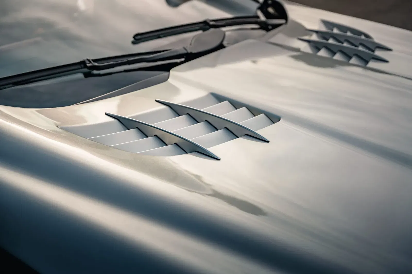 7k-Mile 2008 Mercedes-Benz SLR McLaren Roadster