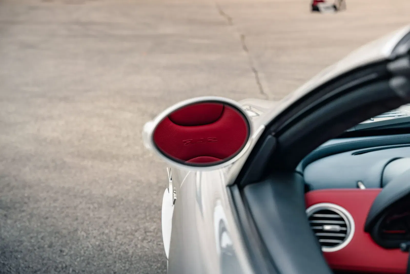 7k-Mile 2008 Mercedes-Benz SLR McLaren Roadster