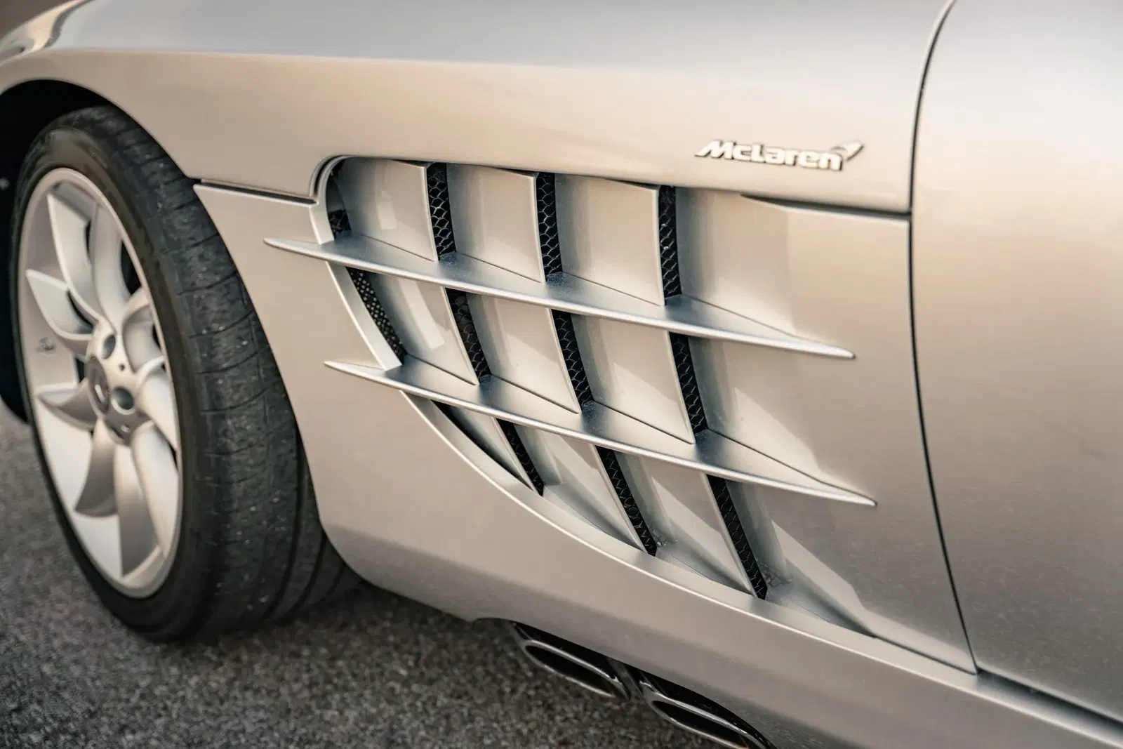 7k-Mile 2008 Mercedes-Benz SLR McLaren Roadster