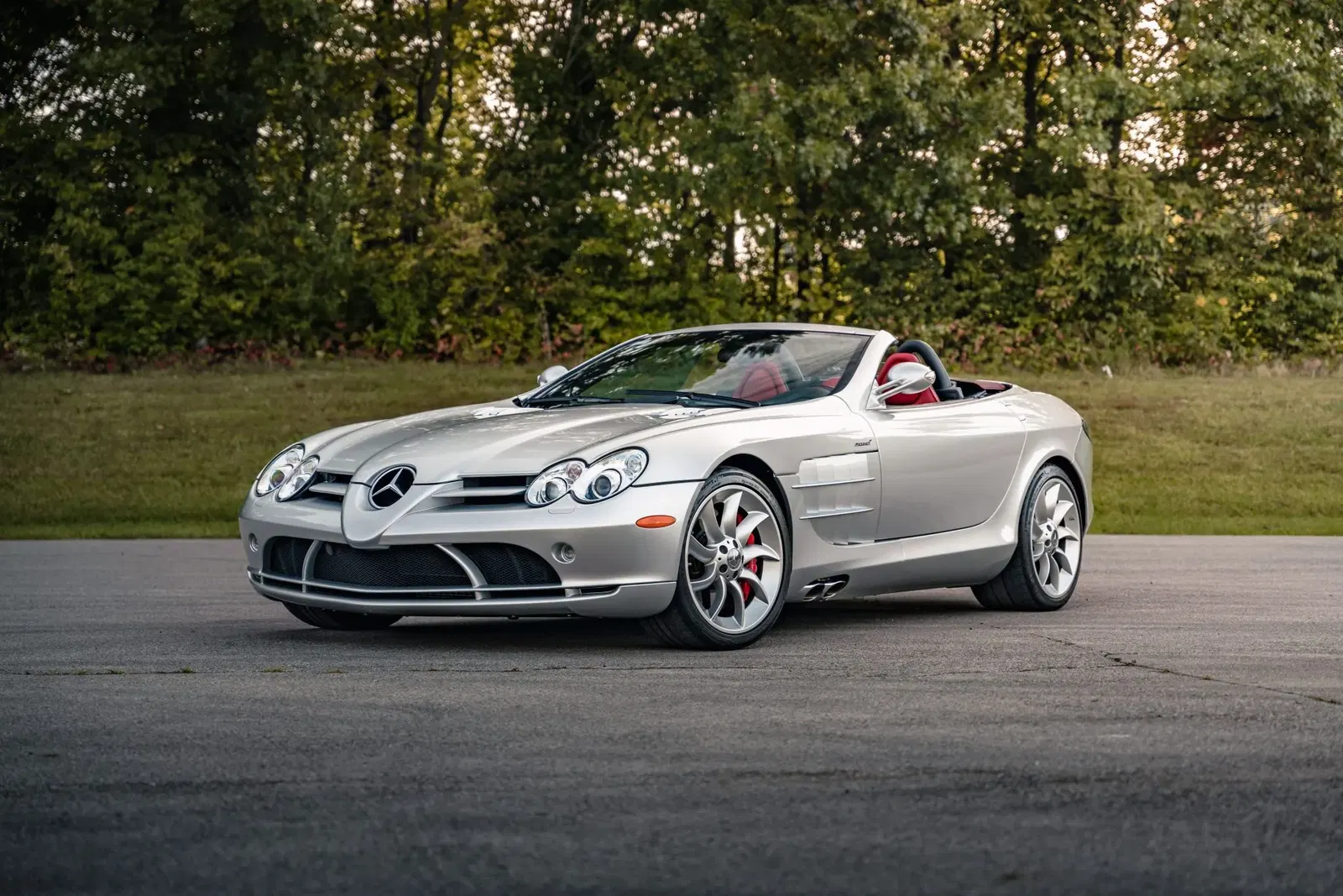7k-Mile 2008 Mercedes-Benz SLR McLaren Roadster