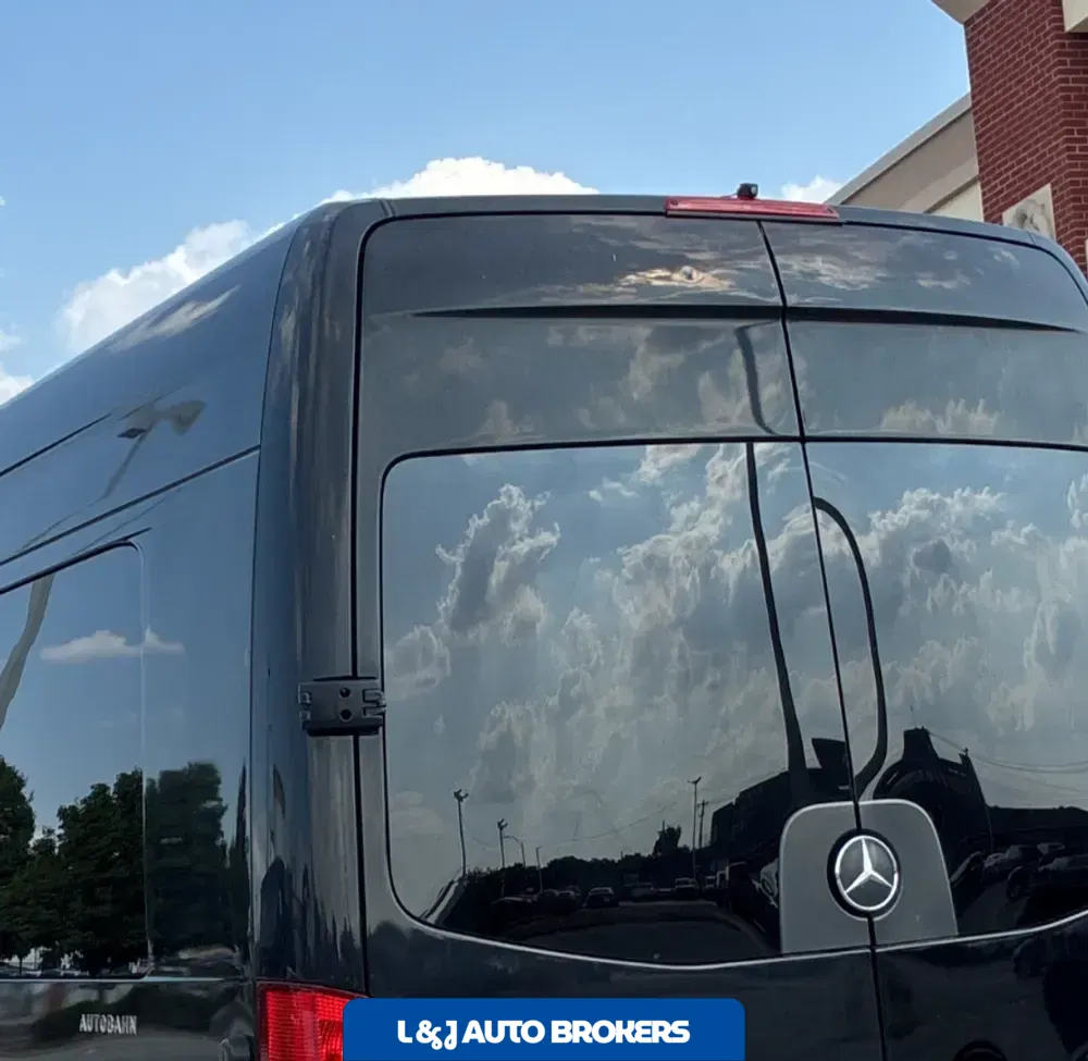 2015 Mercedes-Benz 3500 Sprinter Vans 3500