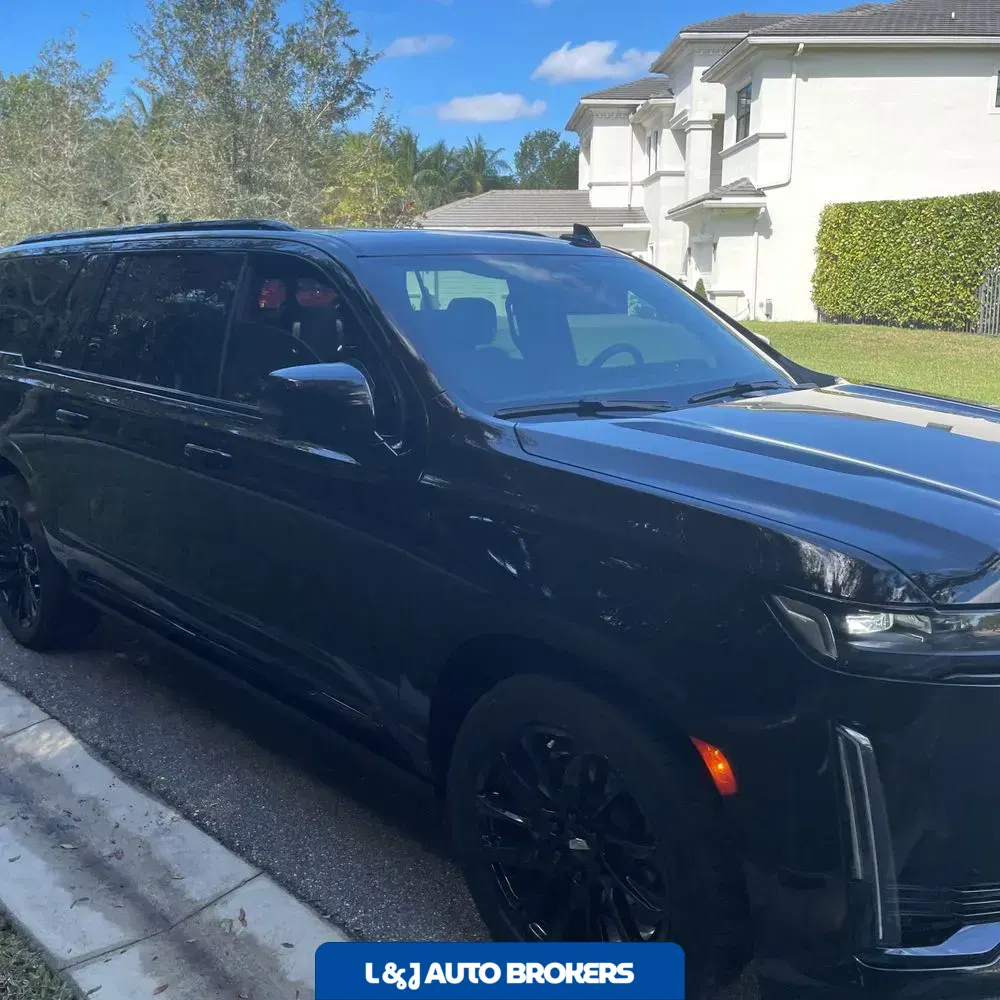 2024 Cadillac Escalade ESV Sport