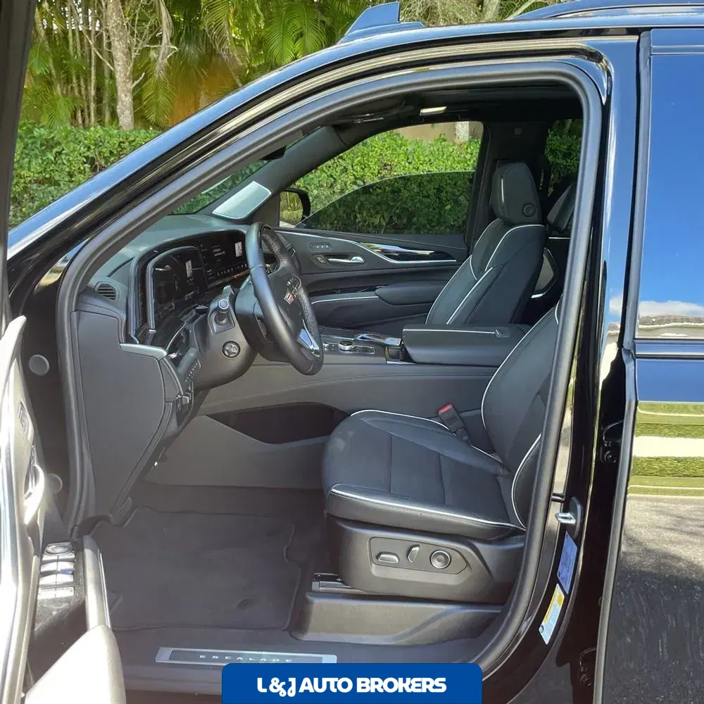2024 Cadillac Escalade ESV Sport