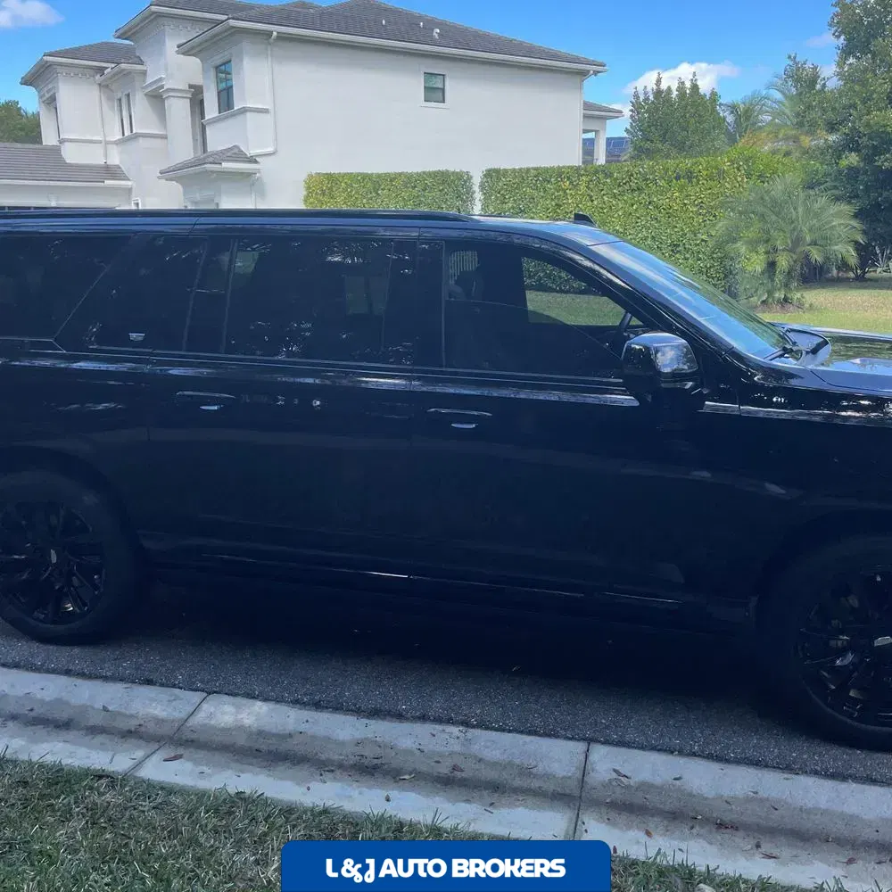 2024 Cadillac Escalade ESV Sport