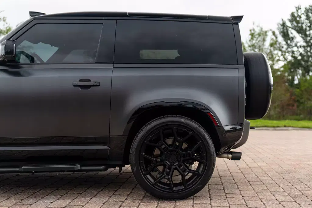 2023 Land Rover Defender 90 Carpathian Edition