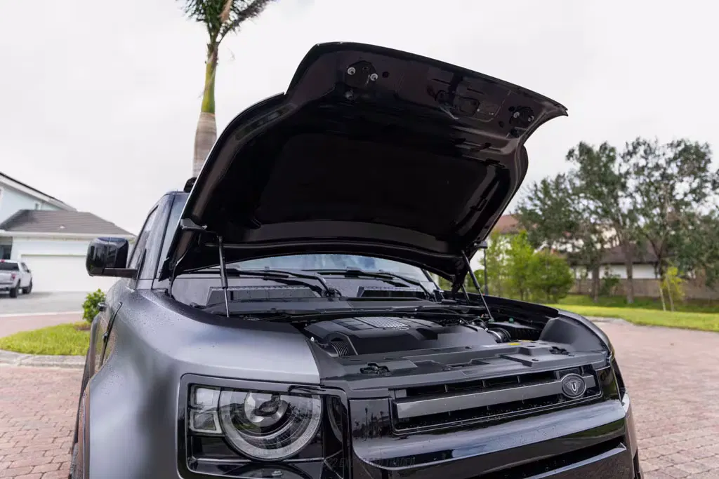 2023 Land Rover Defender 90 Carpathian Edition
