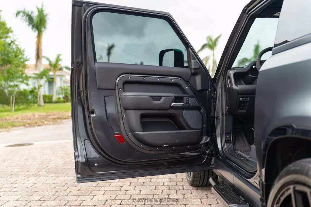2023 Land Rover Defender 90 Carpathian Edition