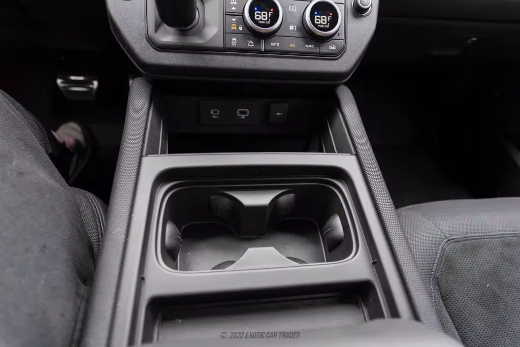 2023 Land Rover Defender 90 Carpathian Edition