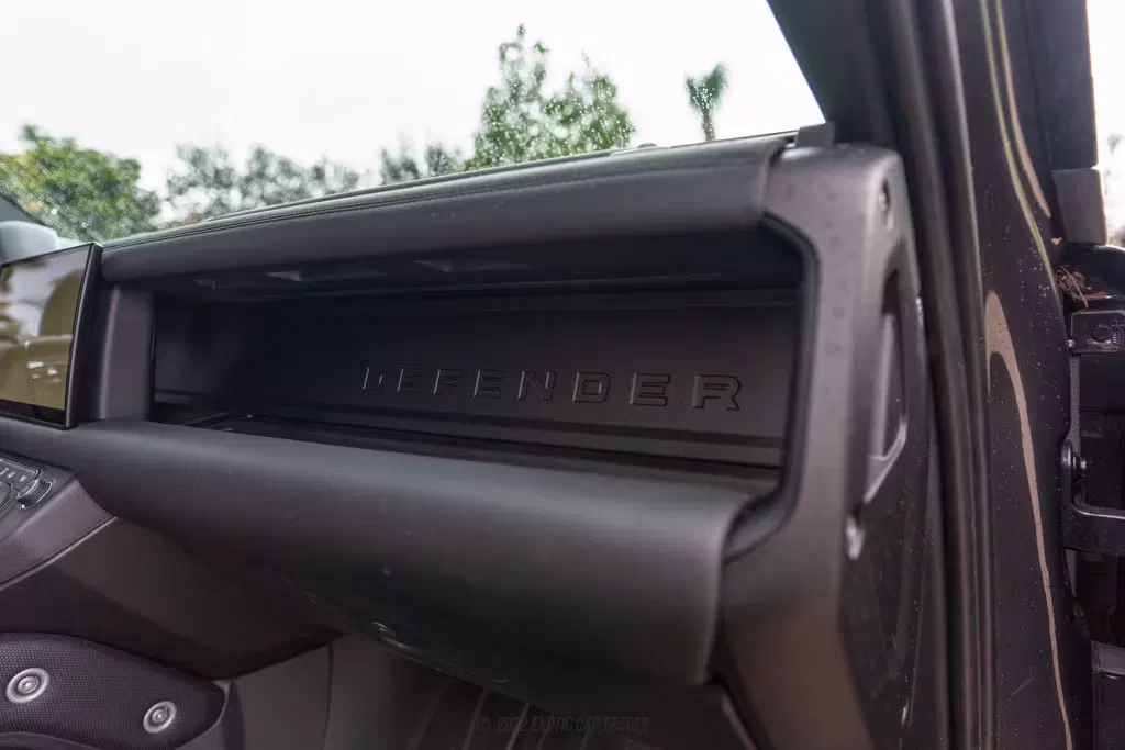 2023 Land Rover Defender 90 Carpathian Edition