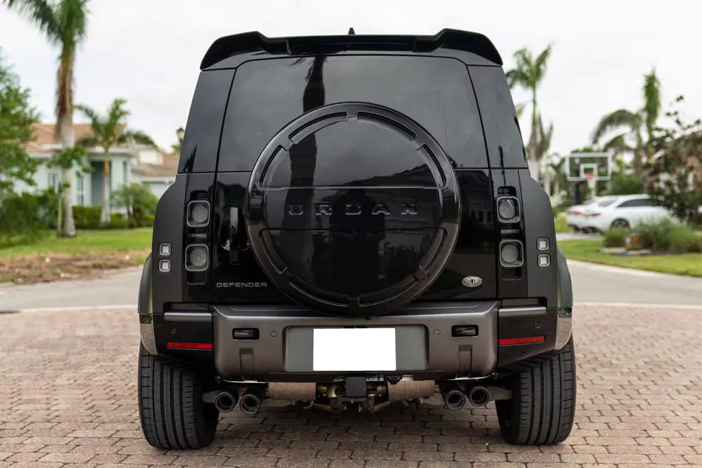 2023 Land Rover Defender 90 Carpathian Edition